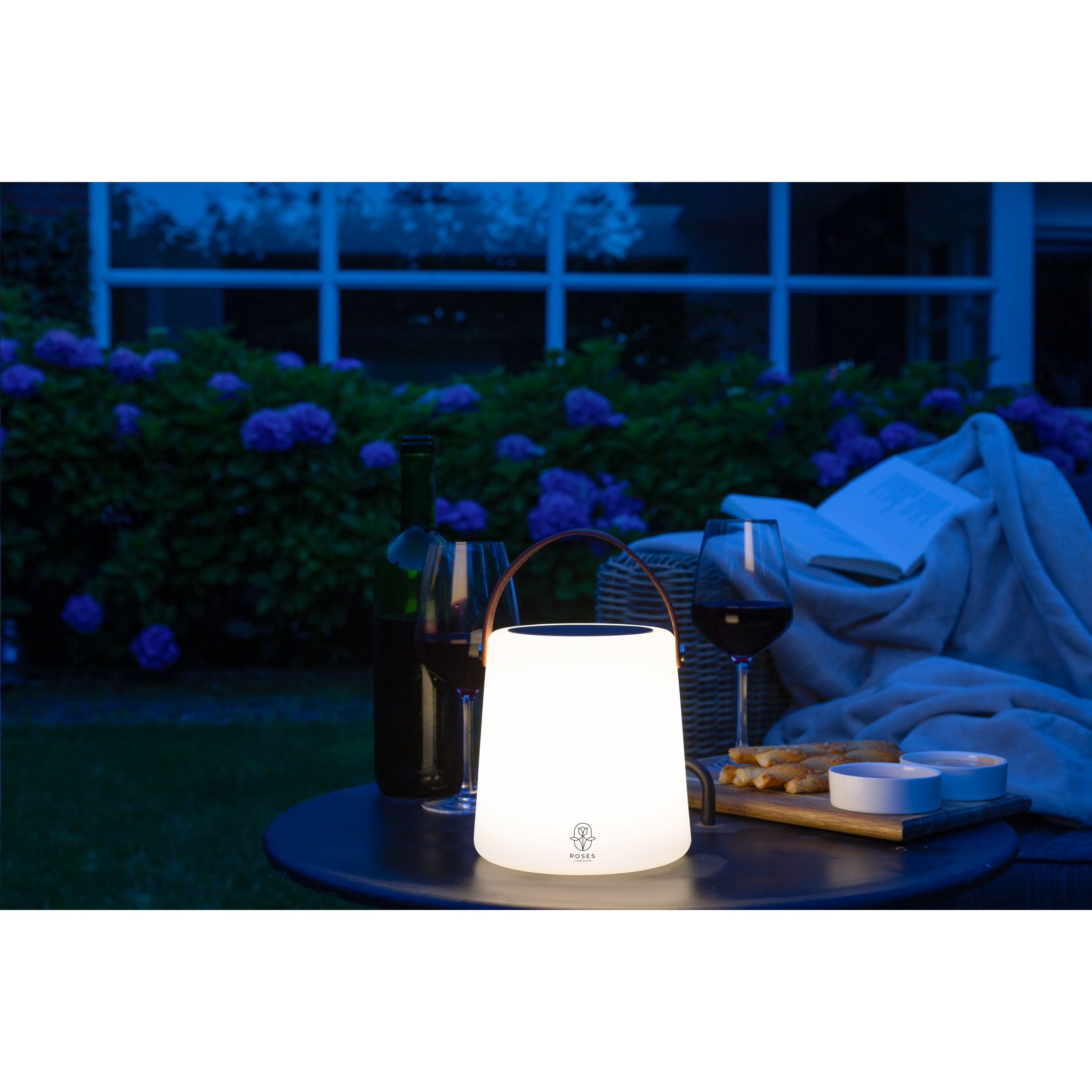 Lampa solara reincarcabila